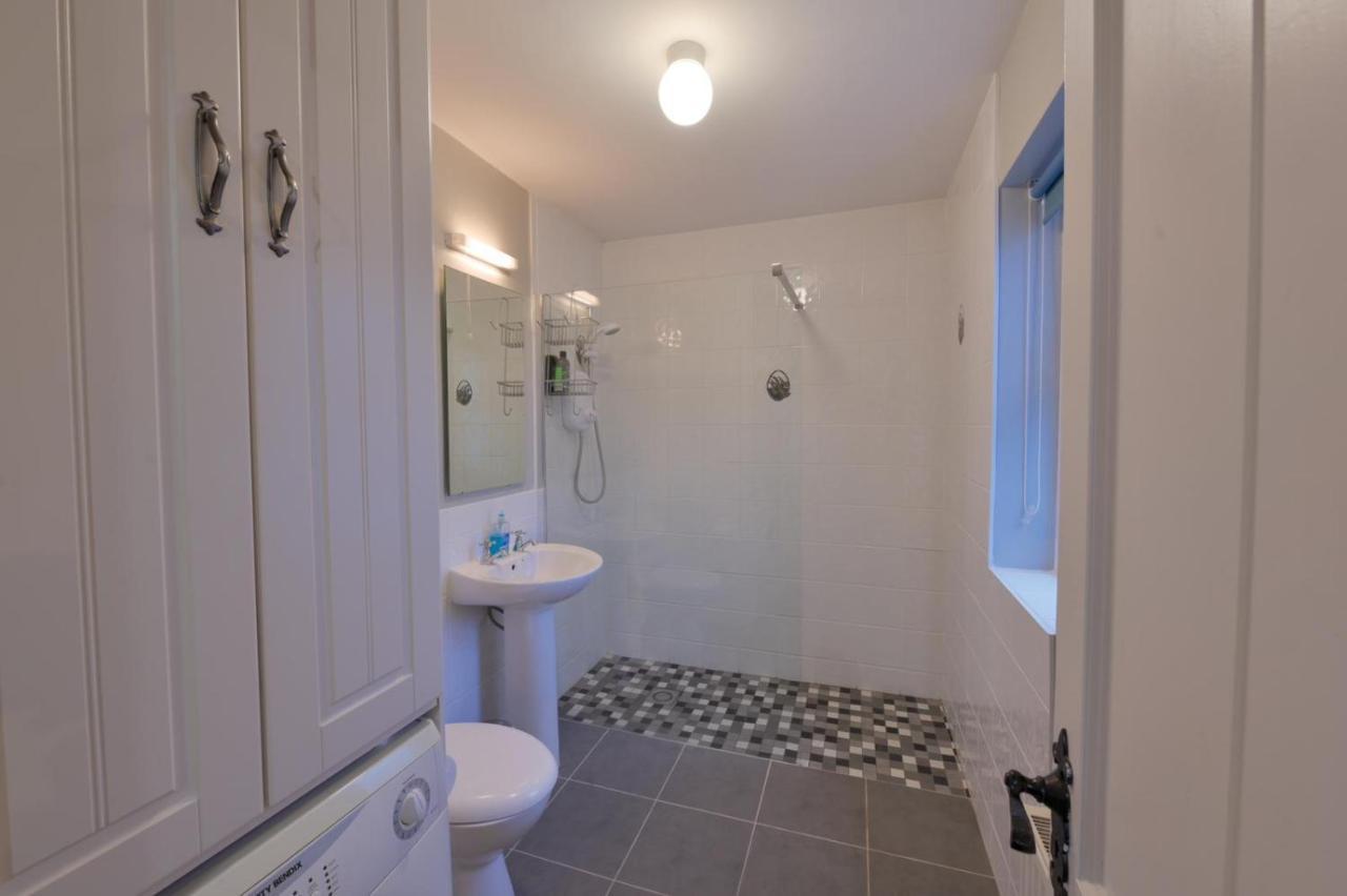 Ocean Breeze Apartment Lahinch Exterior foto